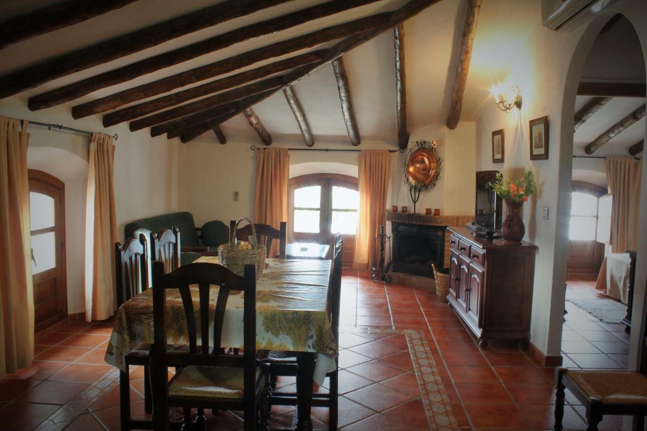 סהרה דה לה סיירה Casas Rurales Molino La Ermita מראה חיצוני תמונה