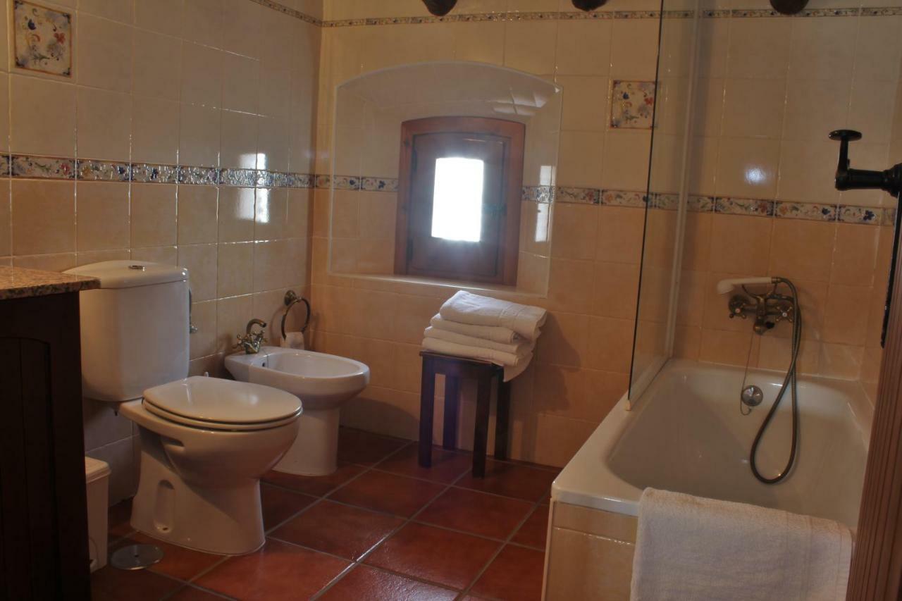 סהרה דה לה סיירה Casas Rurales Molino La Ermita מראה חיצוני תמונה