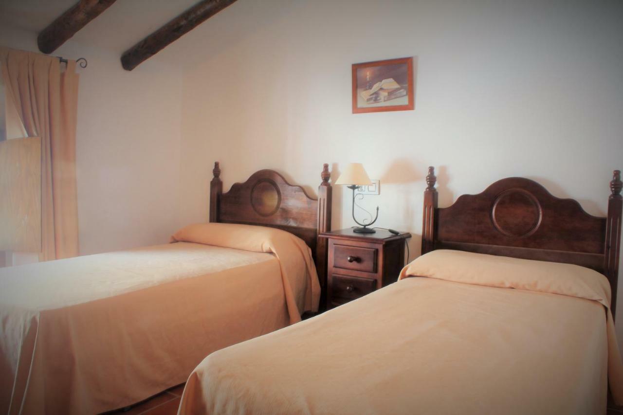 סהרה דה לה סיירה Casas Rurales Molino La Ermita מראה חיצוני תמונה