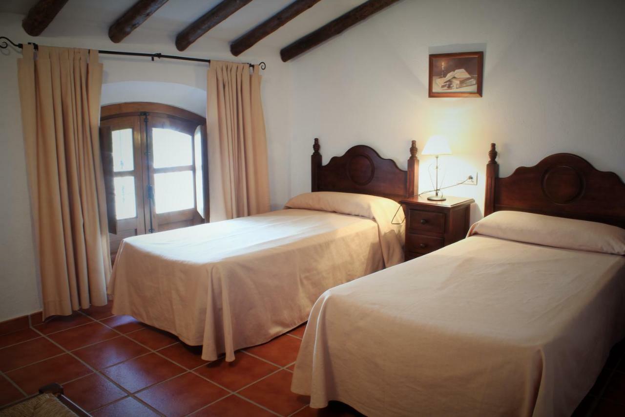סהרה דה לה סיירה Casas Rurales Molino La Ermita מראה חיצוני תמונה