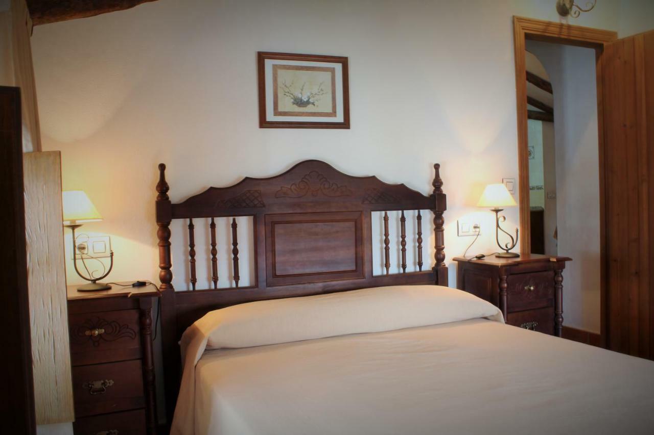סהרה דה לה סיירה Casas Rurales Molino La Ermita מראה חיצוני תמונה